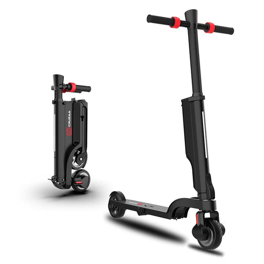 Black electric scooter, foldable with built-in speaker and charging port. Perfect for UK city commuting abd everyday e scooter use.