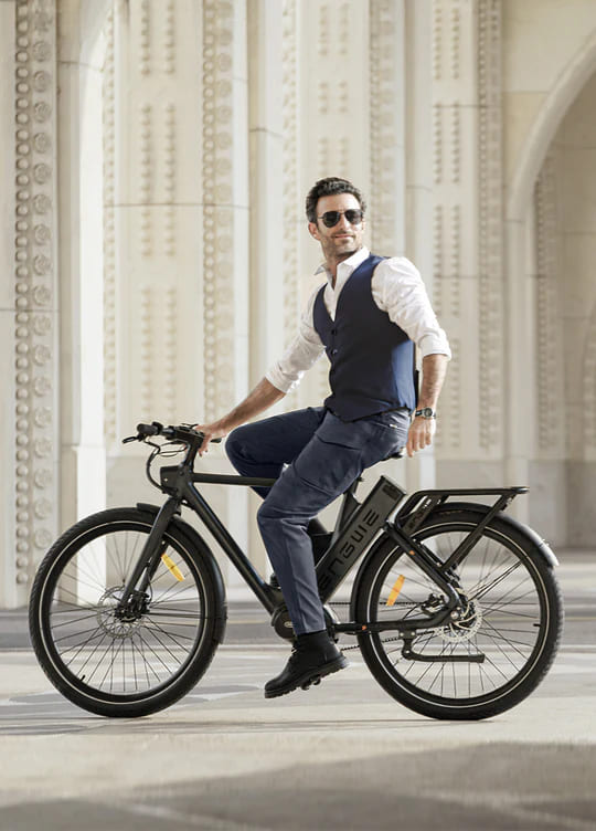 Top rated electric bike with pedal assist, perfect for commuting, off-road cycling, and city travel across the UK.