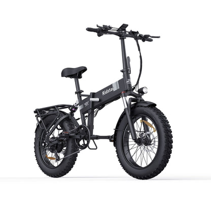 Fat tire e bike, designed for all terrains including city, mountain and trekking electric bike rides in the UK